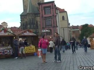 Vanaemake turist hüppeid edasi peter