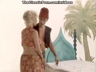 Kristara barrington, susan berlino, coniglietta bleu in classico sporco film