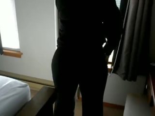 Riesig hintern milf liebt bis setzen auf ein fenster video